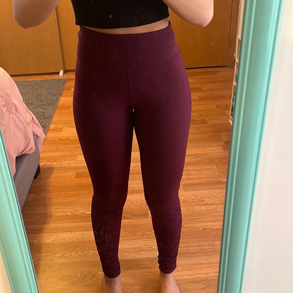 PINK burgundy/ dark purple leggings!